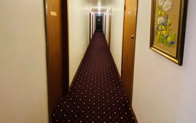 Theodore Motor Hotel