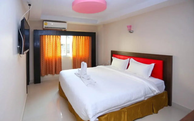 G9 Hotel
