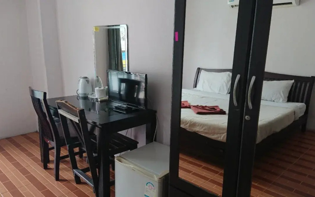 Happy Guest House