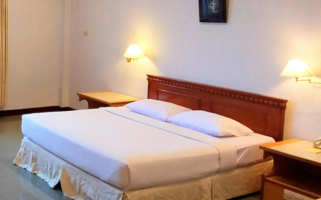 Hotel Kini