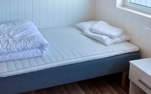 8 Person Holiday Home in Oksvoll