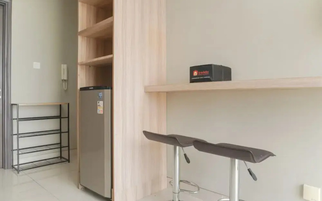 Homey And Warm 1Br At Ciputra International Apartment