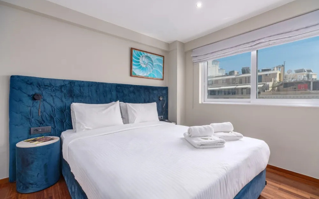Aeolos Luxury Suites