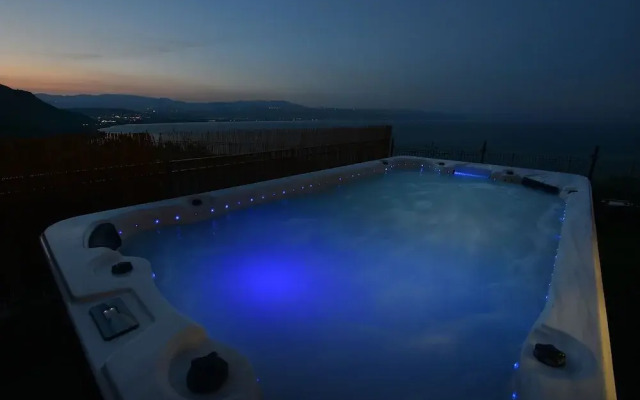 Ariston Luxury Garden Apt W Private Pool