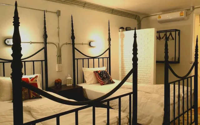 Uncle Hostel
