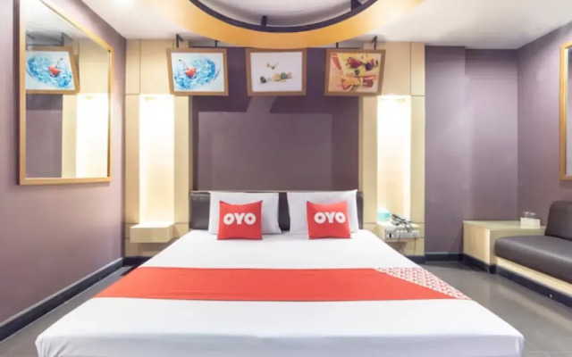 OYO 75382 Chonburi Hotel