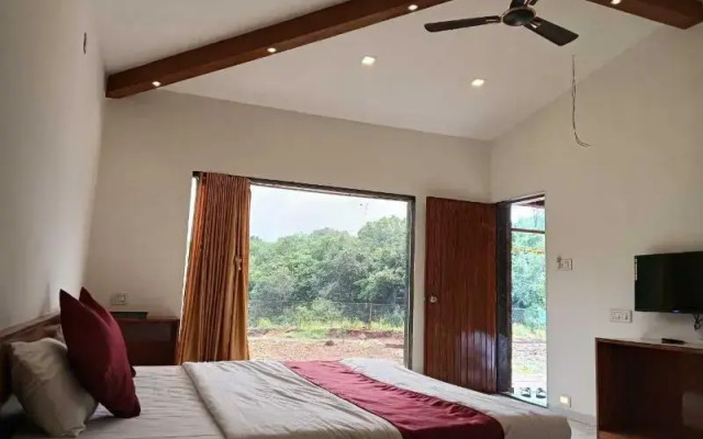 Green Heaven River Side Resort and Villa