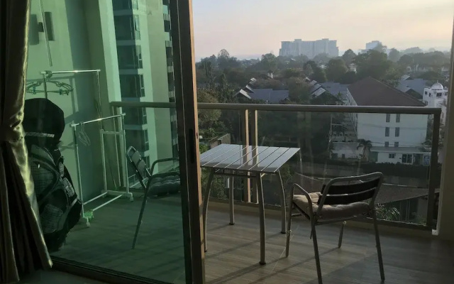 Frank's Condo at Riviera Wongamat