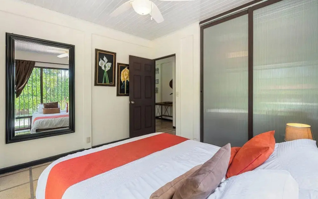3-BD Home with Pool, Walk to Beach
