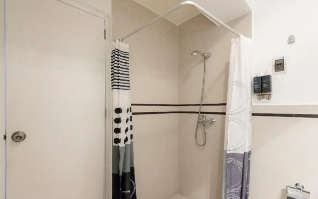 El Triunfo Apartments