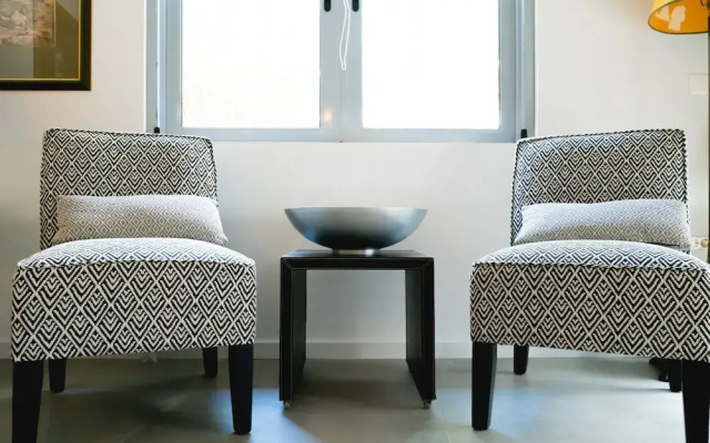 Glyfada Luxury Residence