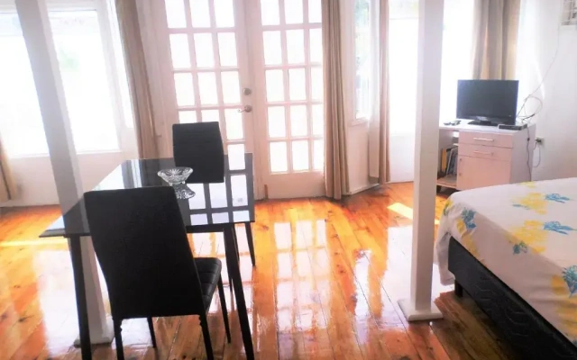 Annabelle's Apartments