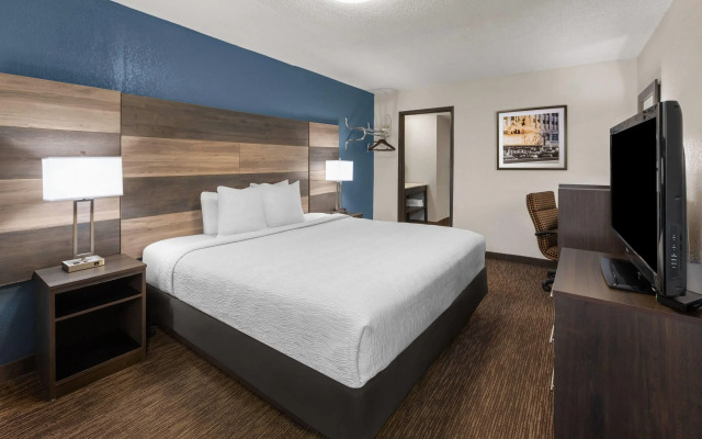 Baymont by Wyndham Downtown Detroit