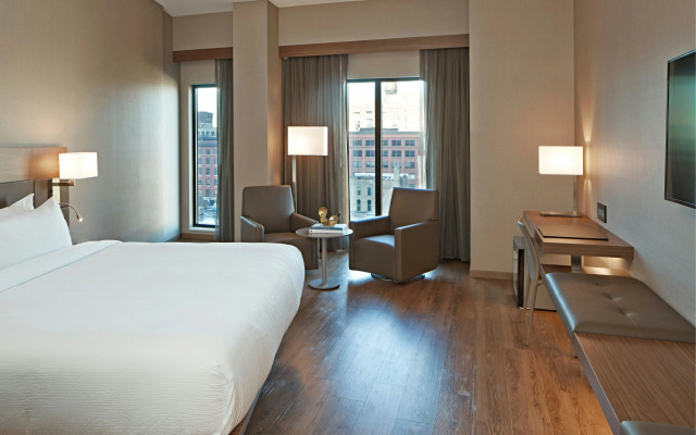 AC Hotel by Marriott Minneapolis Downtown