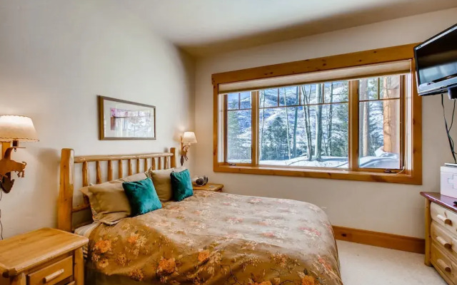 2118-A Vermont Rd Rental