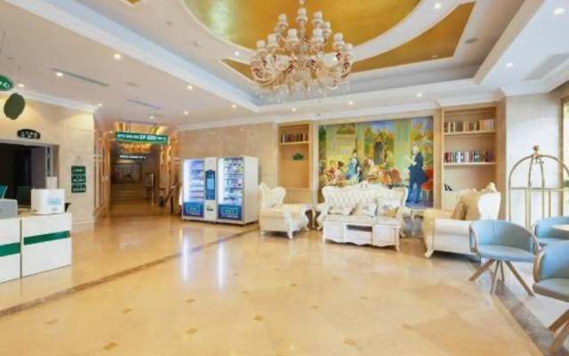 Vienna Hotel (Baoding Zhili Governor's Office Chengming Building)