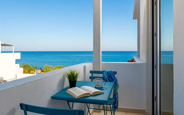 Stegna Akti Luxury Suites