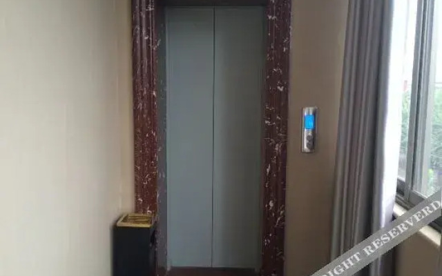 7tiandi Business Hotel (Zhengzhou Dianzi Xinxi Zhiye Jishu Xueyuan Zhongmu Station)