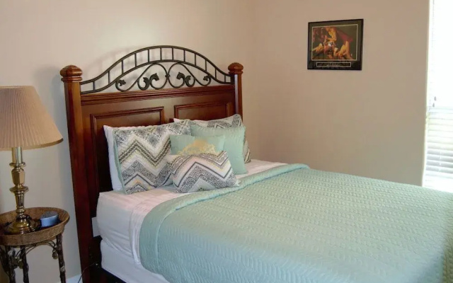 Candlewyck Cove Resort