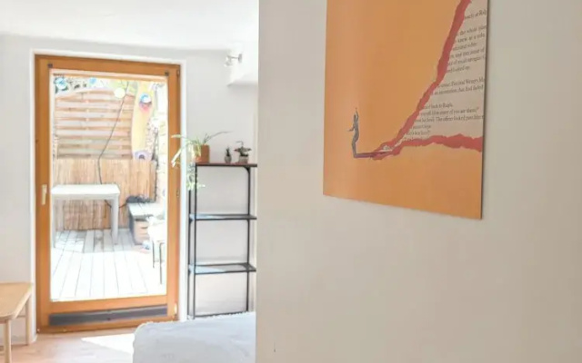 Wanna Rise Studio