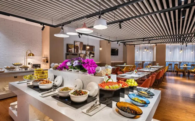 Rongwei Hotel
