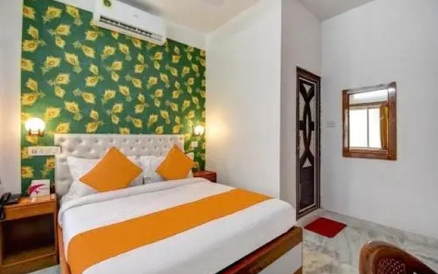 Diamond Plaza by OYO Rooms