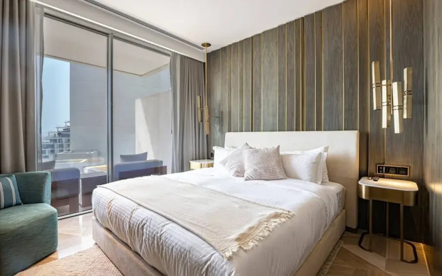Five Palm Jumeirah 2 Bdr Full Sea View