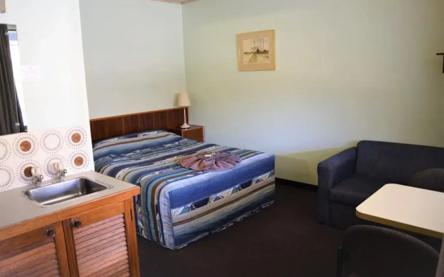 Alkira Motel