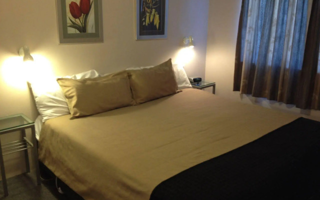 Aywon Motel
