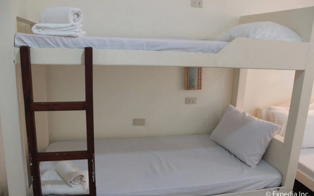 Hotel ni Among