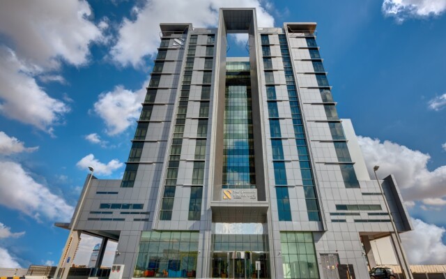 The S Hotel Al Barsha вид на фасад