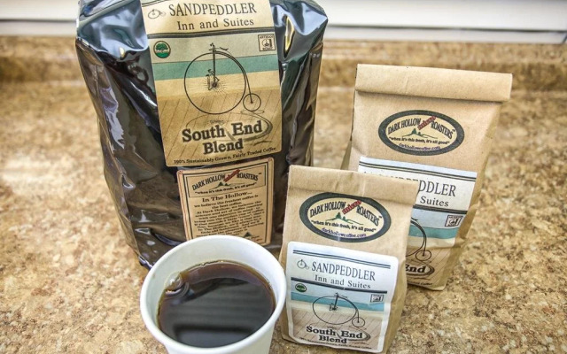 Sandpeddler Inn & Suites