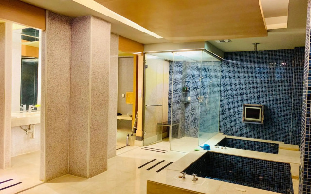 Her Home Spa Motel Chiayi