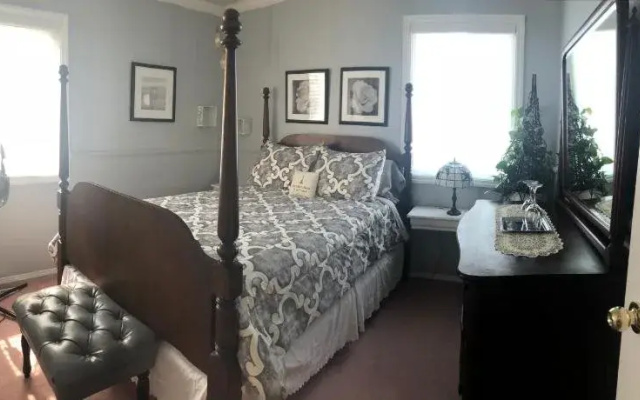 Elevate Rooms Harmony House B&B