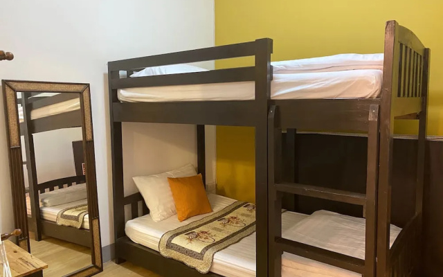 AMPM Hostel Changmoi Chiangmai