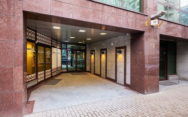 Отель P&O Apartments Plac Europejski 3 Польша, Варшава - отзывы, цены и фото номеров - забронировать отель P&O Apartments Plac Europejski 3 онлайн вид на фасад