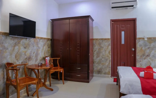 RedDoorz Plus Near Mien Tay Bus Station 2