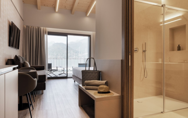 Гостевой дом Lago Dorato Marina Lodge