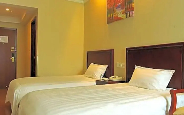 GreenTree Inn Zaozhuang Taishan Road Shituanxiao Express Hotel