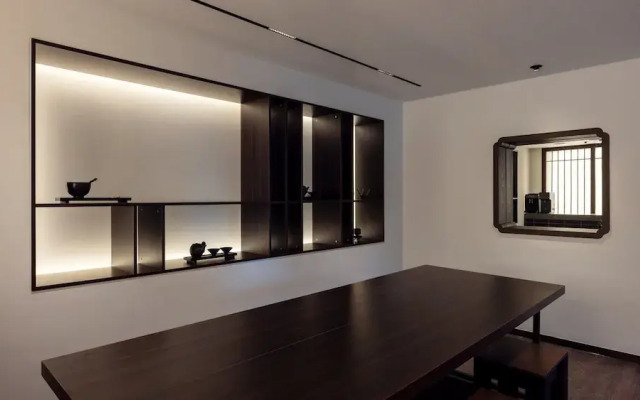 Suwon Haenggung-dong Revora Hotel