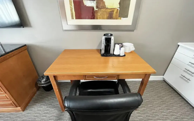 Anavada Inn & Suites - Prince George