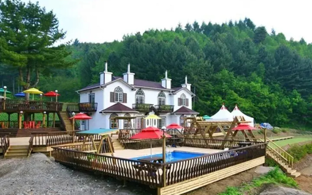 Gold castle