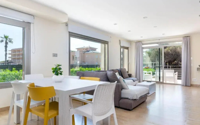 YourHouse Antonia, sea view house with terrace