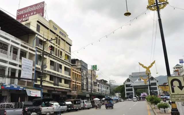 Top North Hotel Maesai