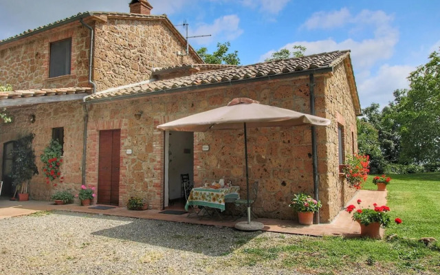 Rustic Stone Farmhouse in Proceno