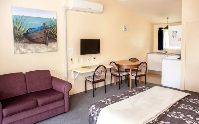 Goldmine Motel