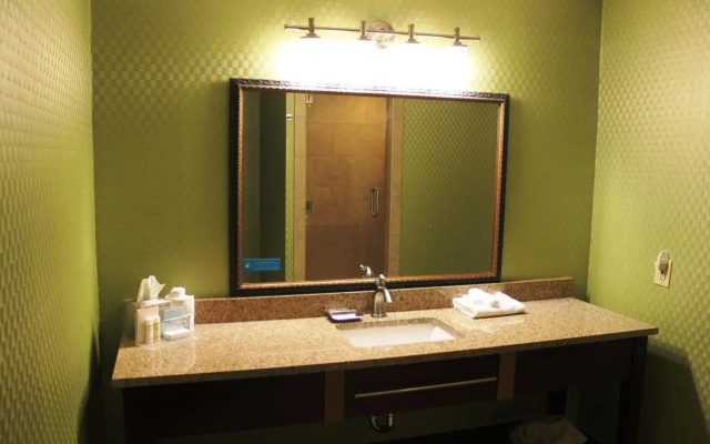 Hampton Inn Perry
