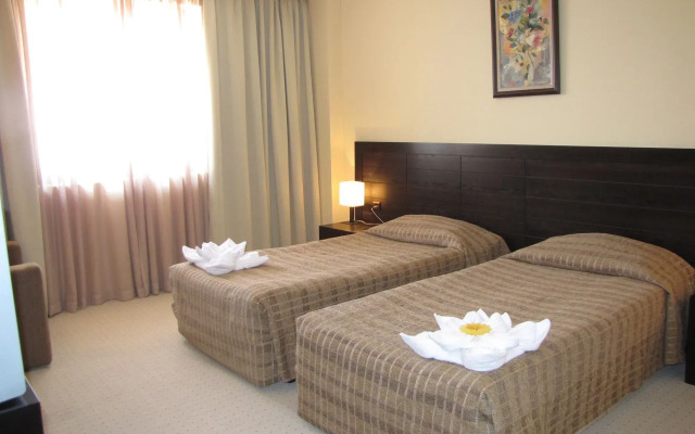 Gardenia Park Hotel