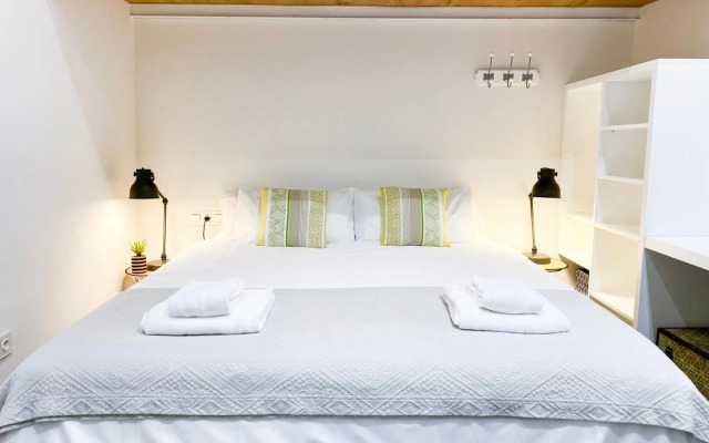 Stunning Boutique - Space Maison Apartments