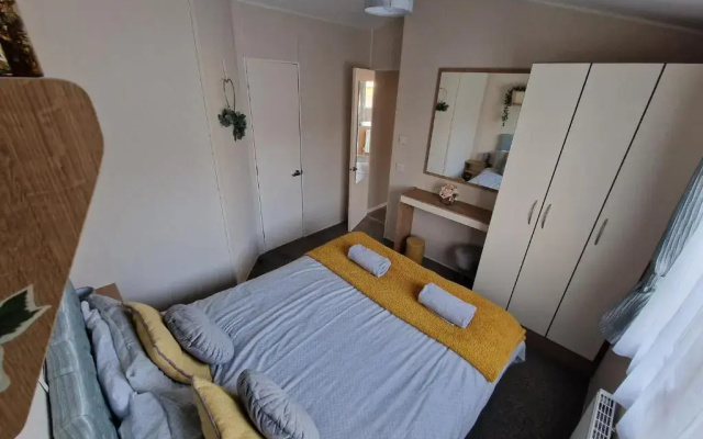 Livvi Rosa's Lodge